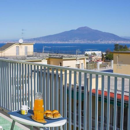 Apartament Super Attico Vista Mare Con Piscina Półwysep Sorrentyński Zewnętrze zdjęcie